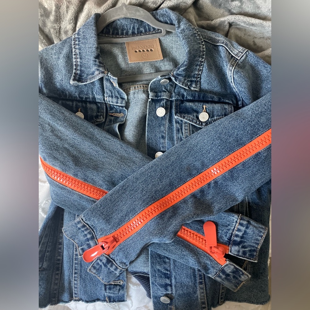 BLANK NYC Denim jacket with orange zippers